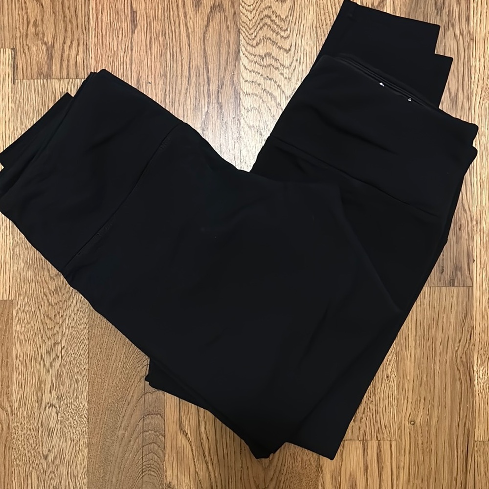 Petite High Rise Tummy Control Leggings Created By Macy’s (2) New Large